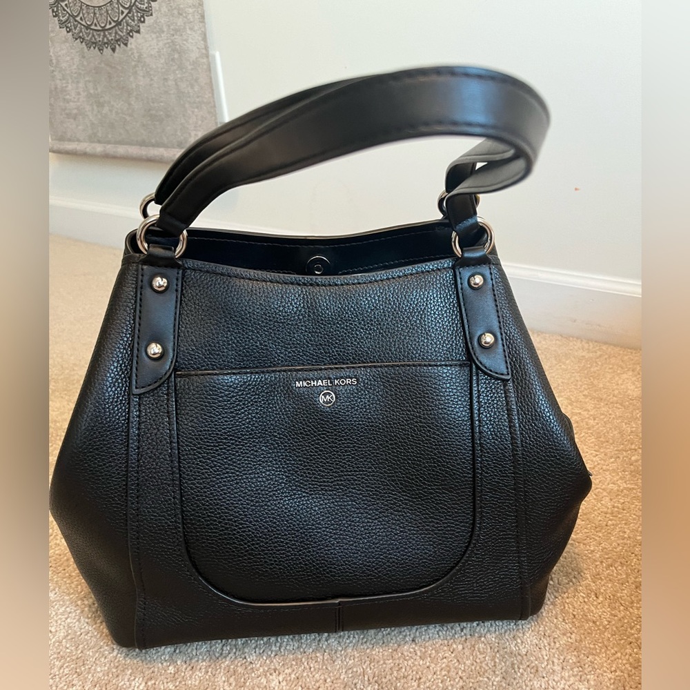 Michael Kors Molly Large Shoulder Tote/Bag in Black Pebble Leather NWT